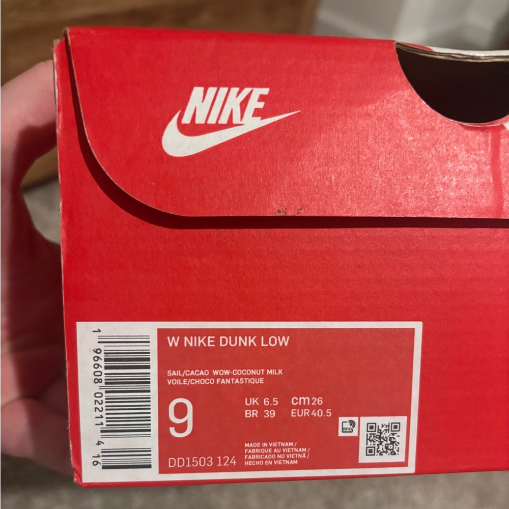 NWT AND BOX Women’s Nike Dunk Low - Picture 14 of 14